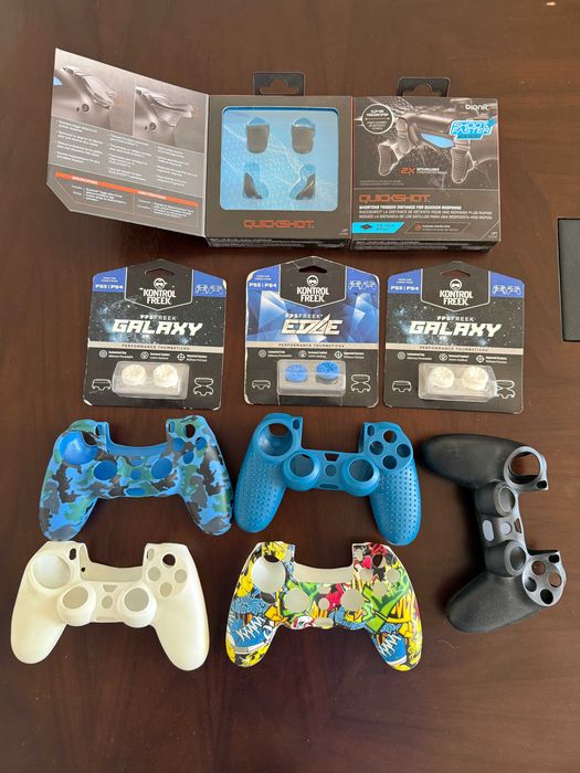 [ PS4 > DualShock 4 аксесоари / джойстик за PlayStation 4
