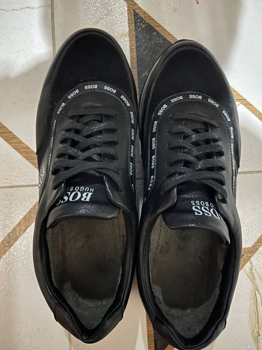 Обувь тёплая, есть мех