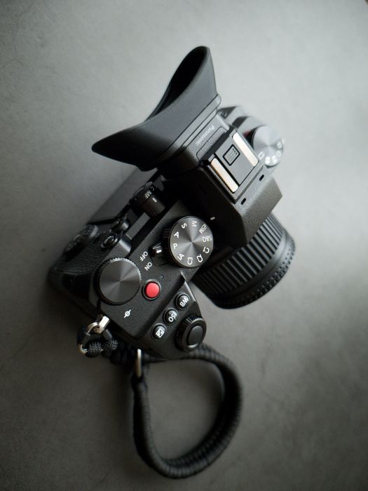 Продавам Panasonic Lumix S5D