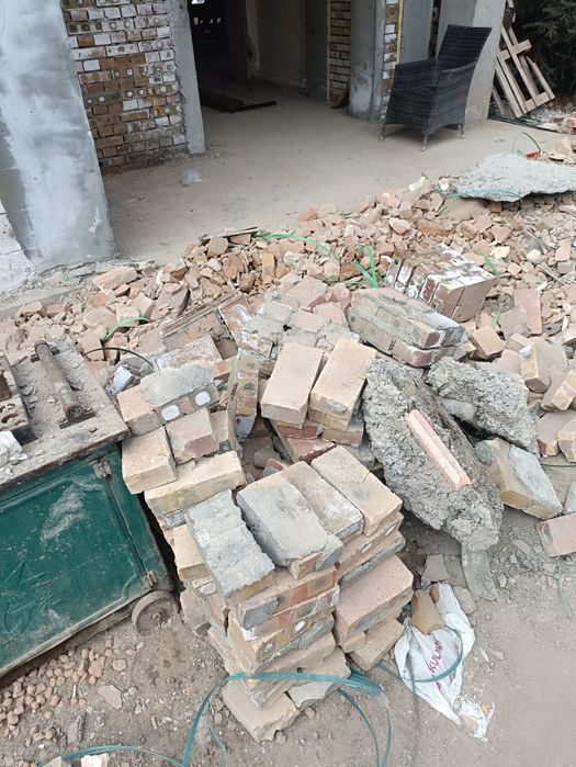 Бесплатно дрова кирпичи