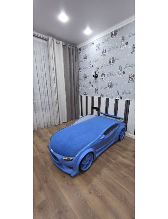 Детская кровать машинка