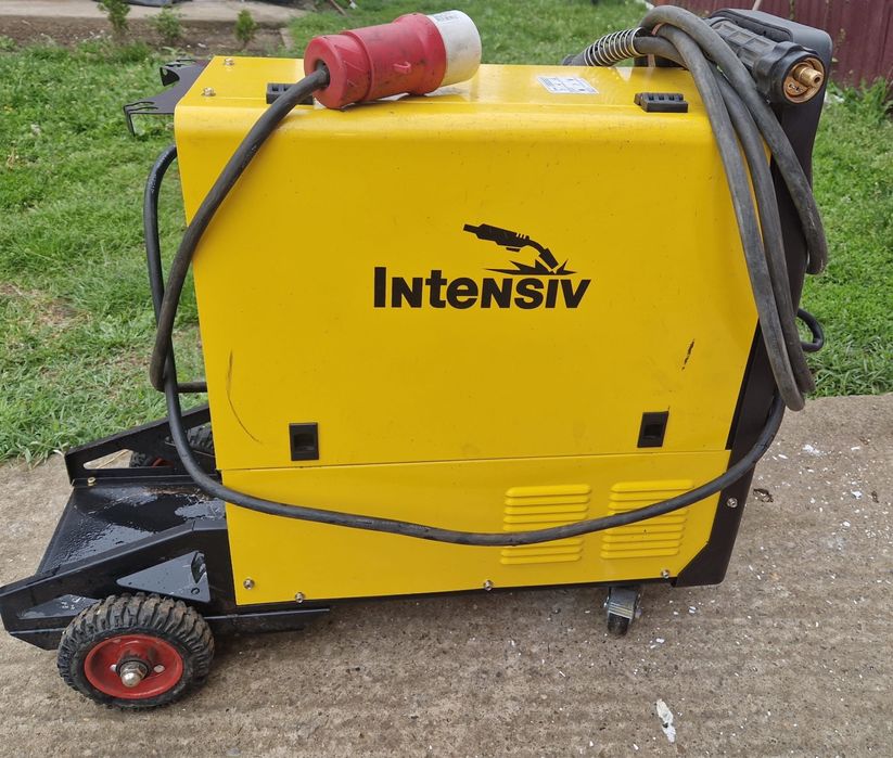 Aparat sudura MIG -MAG nou flosit foarte puțin !