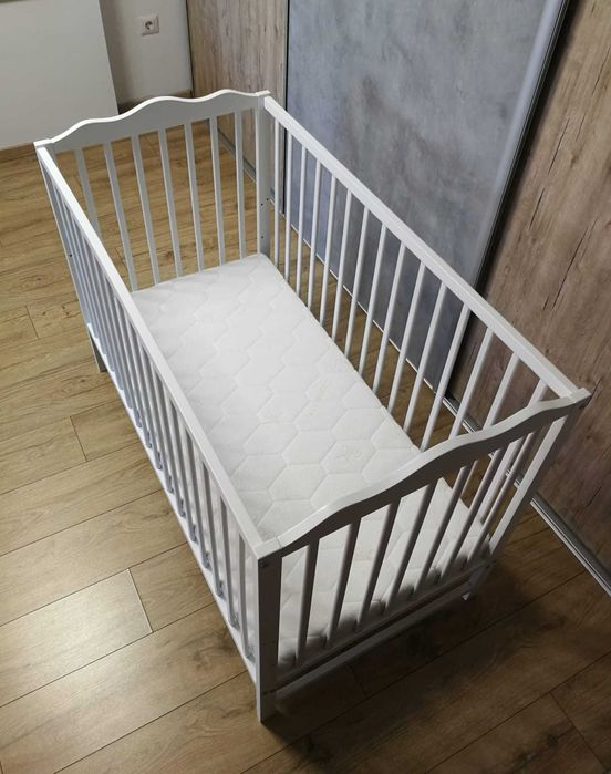 Patut bebe din lemn 120x60 + saltea cocos - NOI