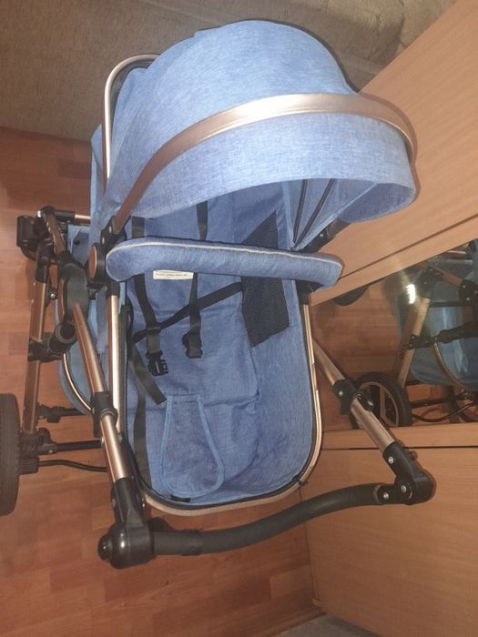 Продам детскую коляску