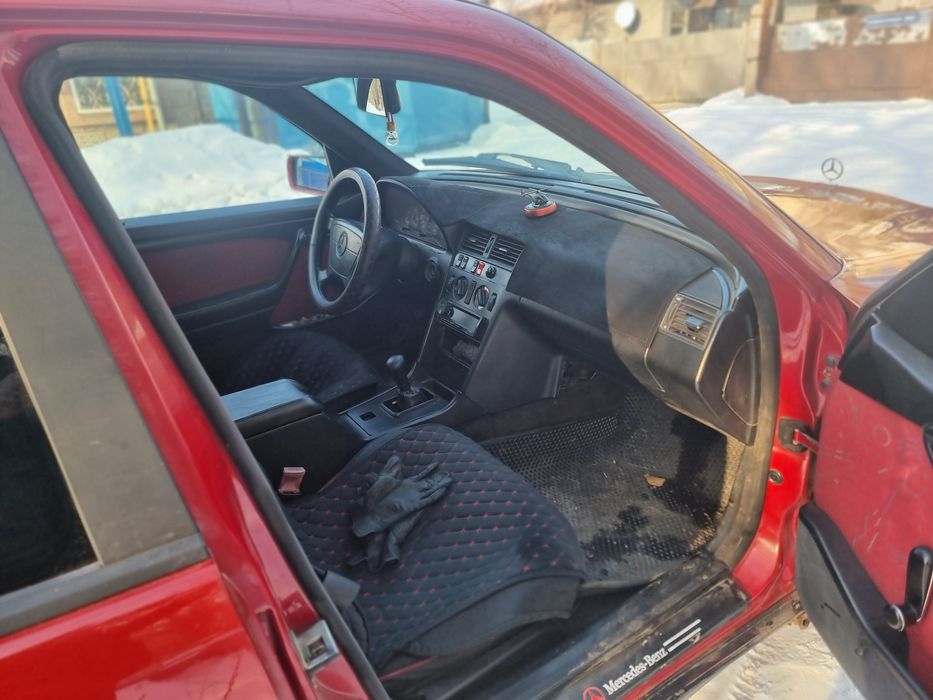 Мерседес бенц с180 (w202)