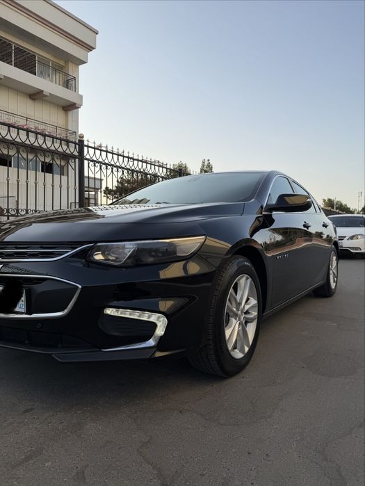 Malibu 2.4 sotiladi 2018 yil