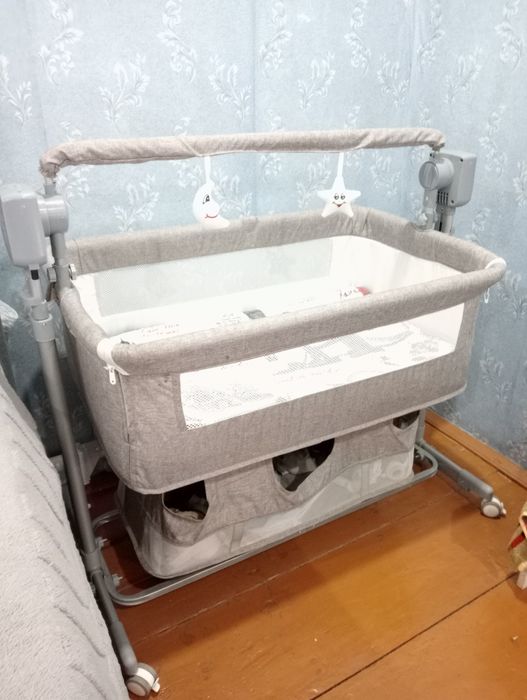 Продам детскую кроватку