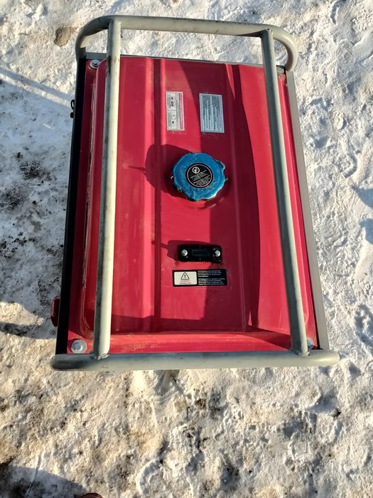 Бензиновые генератор (ЭКСПЕРТ)продам,