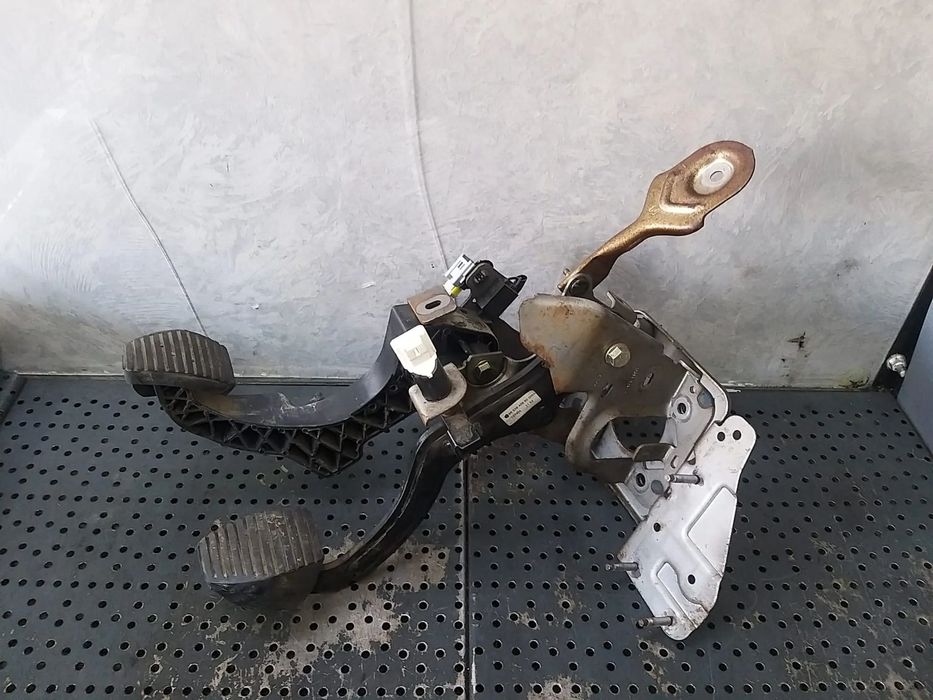 Ansamblu pedalier peugeot 307 9653940880