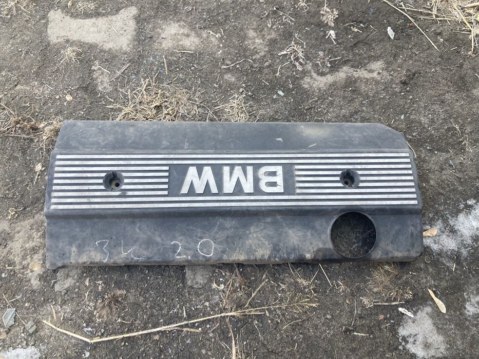 Декоративная крышка двигателя БМВ Е34 / BMW E34
