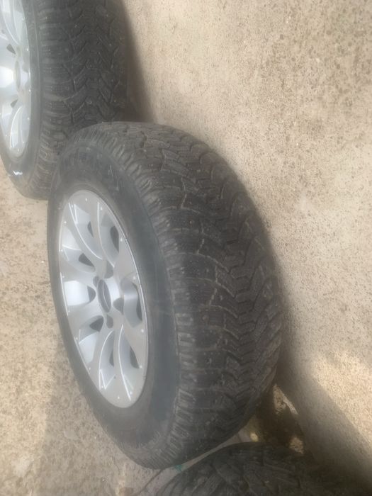 Продам диски с резиной