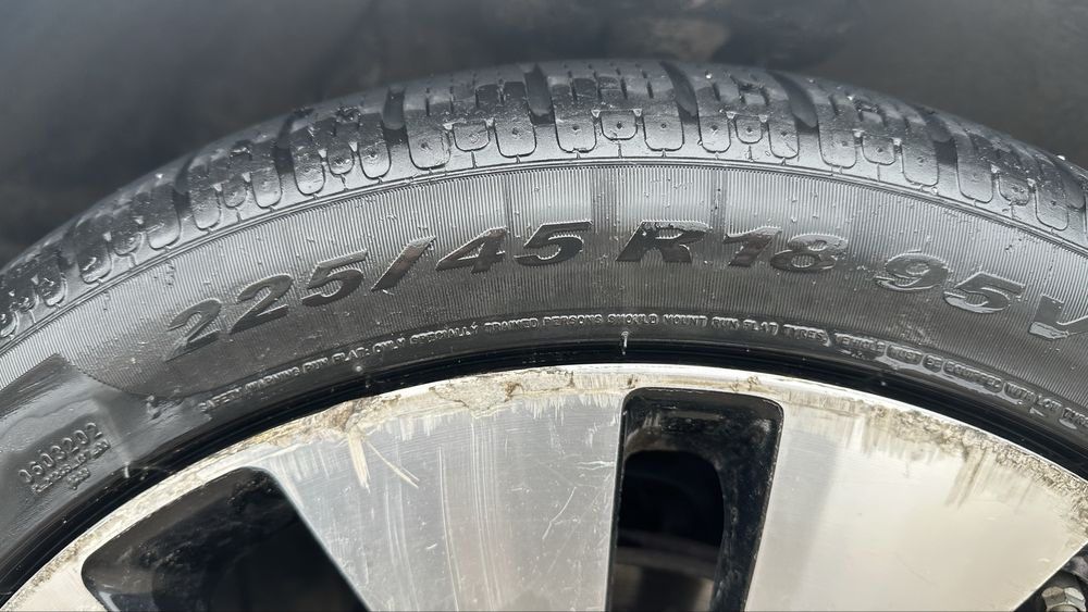 Диск R18 с шинами