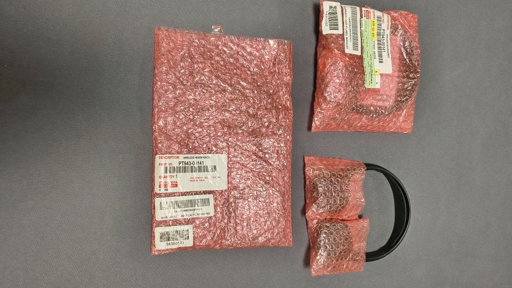 Безжични слушалки Toyota