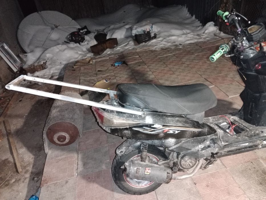 Продам мопед м8 срочно обмен есть