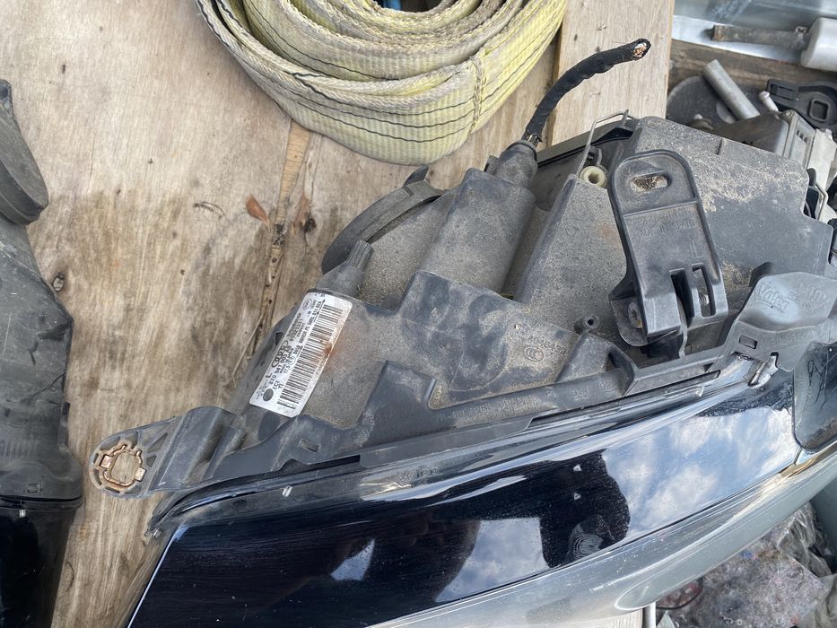 Audi A5 фарове фар обикновенни 8t0941004 Ауди а5 комплект