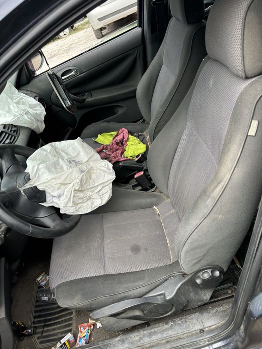 Алфа ромео 147 1.9JTD за части.