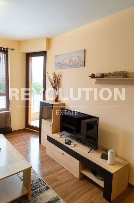 Дава се под наем Двустаен апартамент в Варна, Победа - 65 кв.м за 470 € - Снимка #2