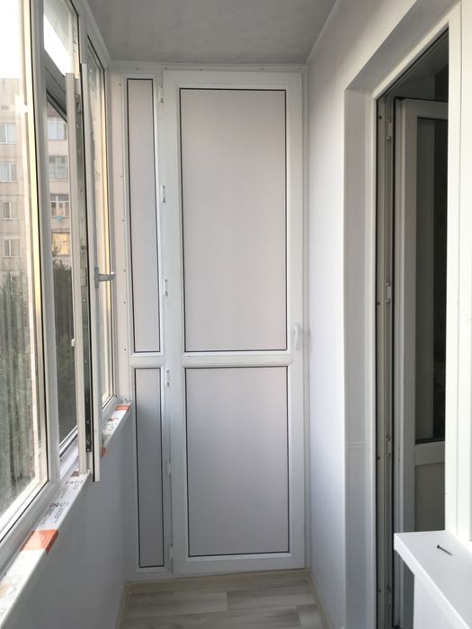 Остекления балконов,окна витражи