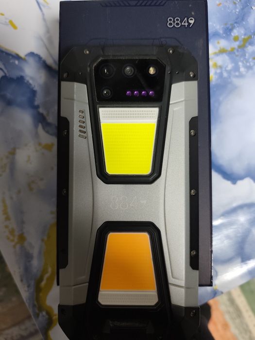 Танк 2 смартфон продам