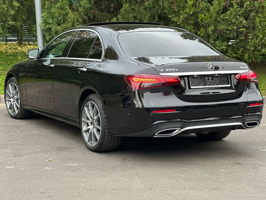 Vand sau schimb Mercedes Eclass E300 e 4 Matic Facelift 2022