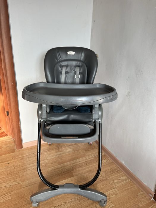 Продам стульчик фирма ТEcnum