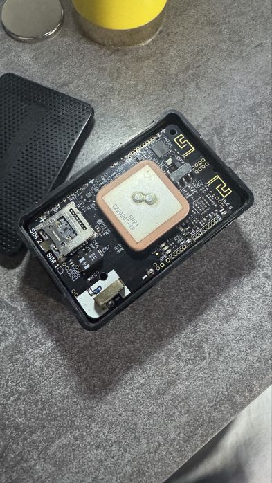 Gps трекер поисковый маяк x-keeper