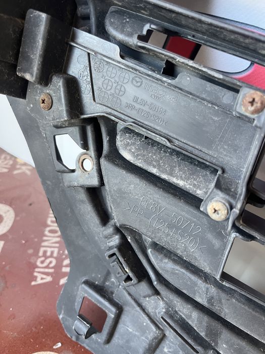 2 броя решетка Mazda CX3