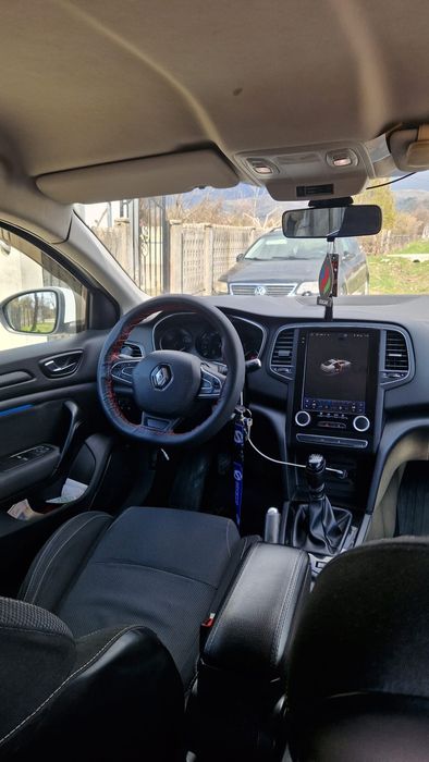 Vând Megane 4 benzina si gpl