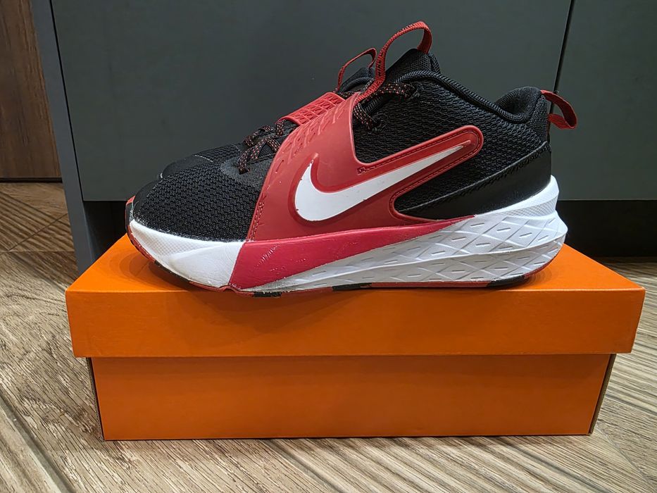 Дамски маратонки NIKE