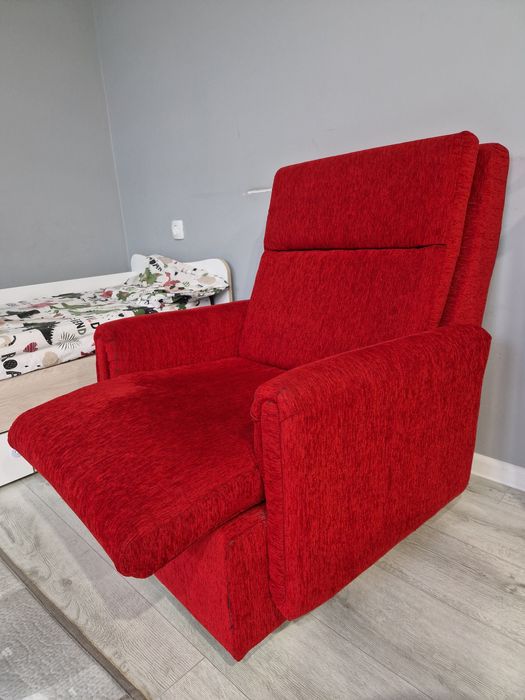 Холова гарнитура, диван, фотьойли, табуретки