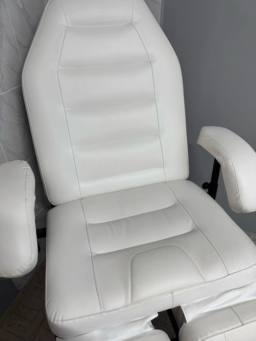 Продам кресло педикюрное