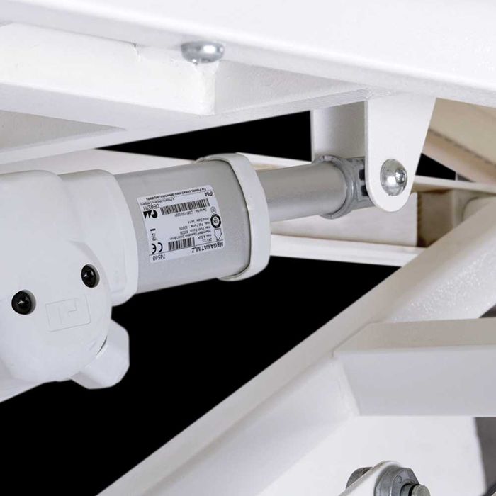 Стационарный массажный стол Yamaguchi Lux
Многофункциональный стол.