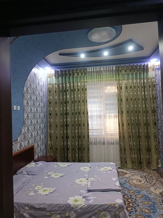 Ijaraga beriladi. Cho’tqara katejdan. 4 xonali, 2 ta sanuzel.