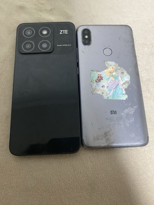 Продам два телефона