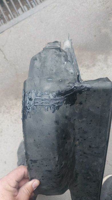 Дефезор BMW Е39 б/у оригинальный