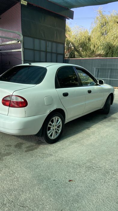 Daewoo Lanos holati zo’r sotiladi!