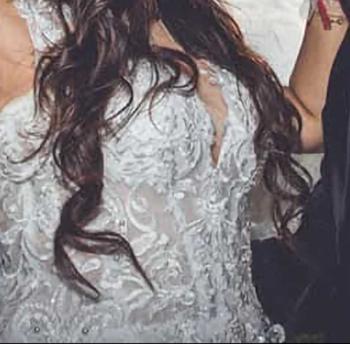 Продавам Сватбена Рокля – Принцеса Модел