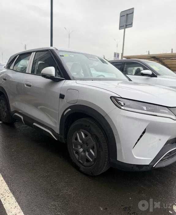 Rassrochkaga BYD Yuan Up 401km 2026 God Vipusk