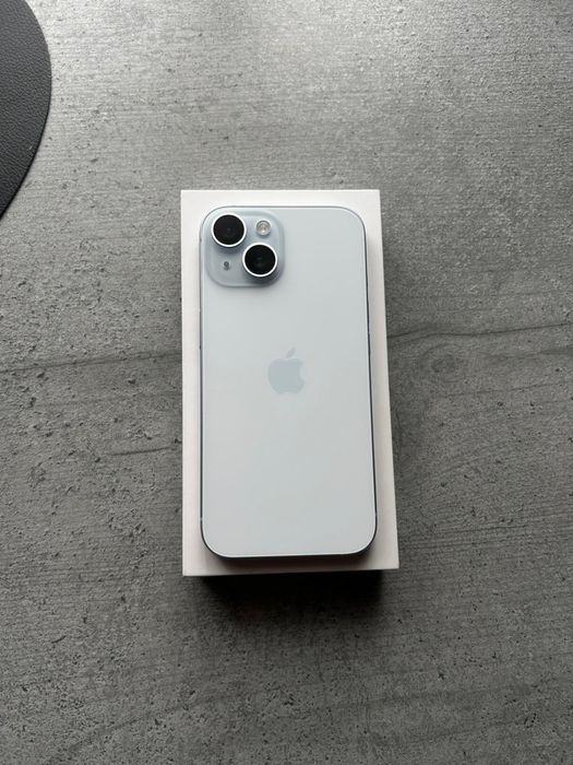 Vand iphone 15 128gb
