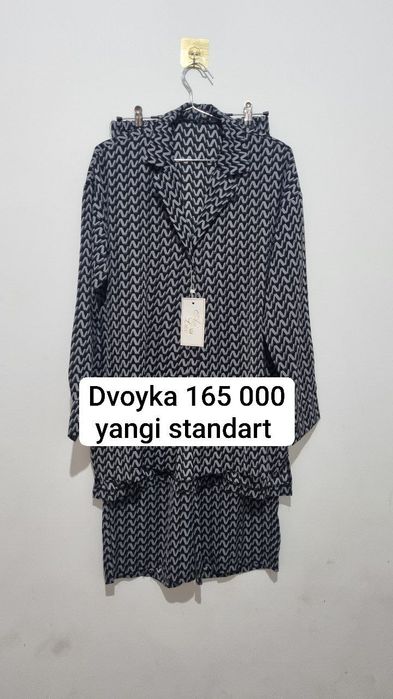 yangi va bir ikki kiyilgan sifatli kiyimlar