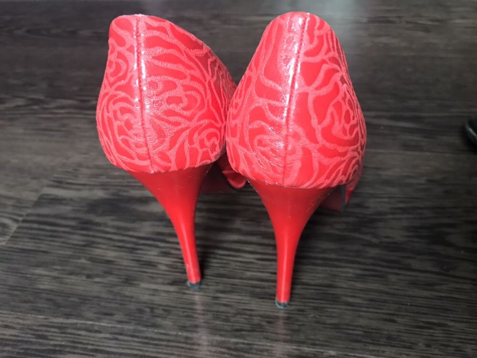 Дамски обувки