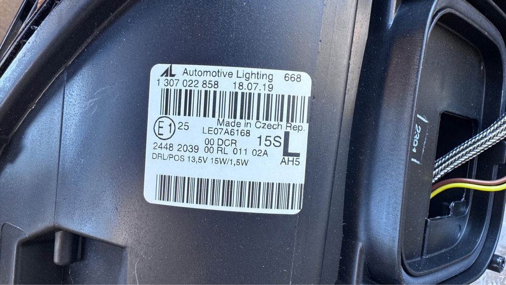 Far stanga Audi TT 8J  cu DRL an:2006-2014