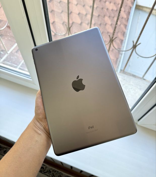 iPad 9th Gen Gray 64GB WiFi