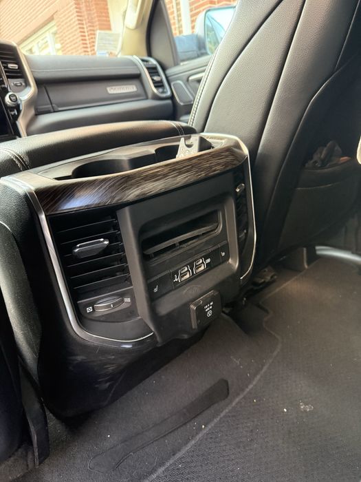 Dodge Ram 1500 5.7 hemi(32.000€ fara TVA)