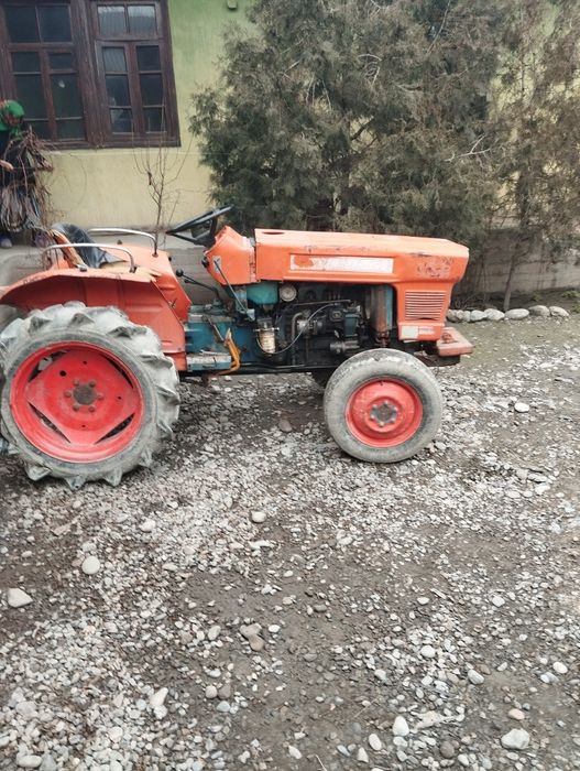 Кубота минитрактор сотилади