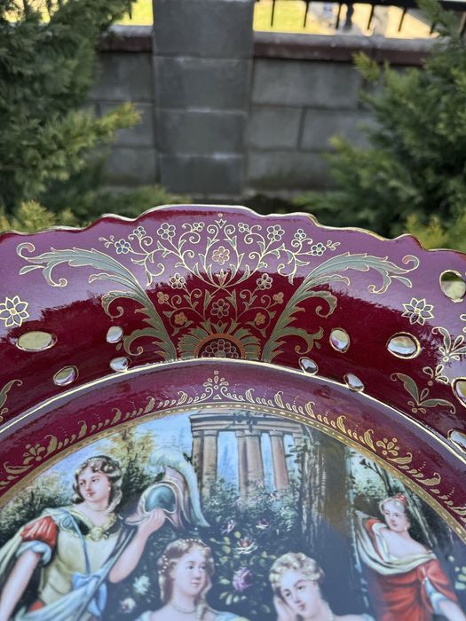 Fructiera meissen - portelan pictat, montura bronz aurit