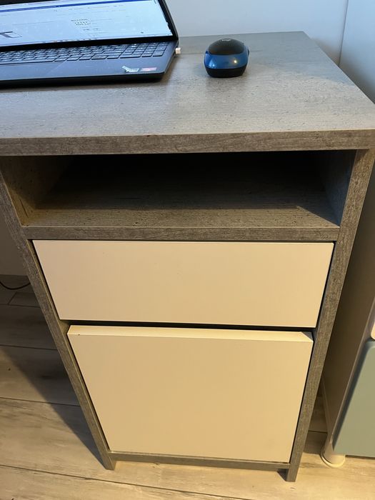 Birou Jysk - vand set cu mobila