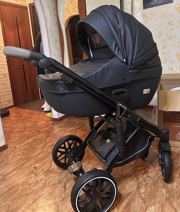 Продам коляску Kidilo 2 в 1 полная комплектация