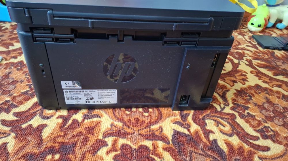 Принтер  HP LaserJet Pro MFP M125nw