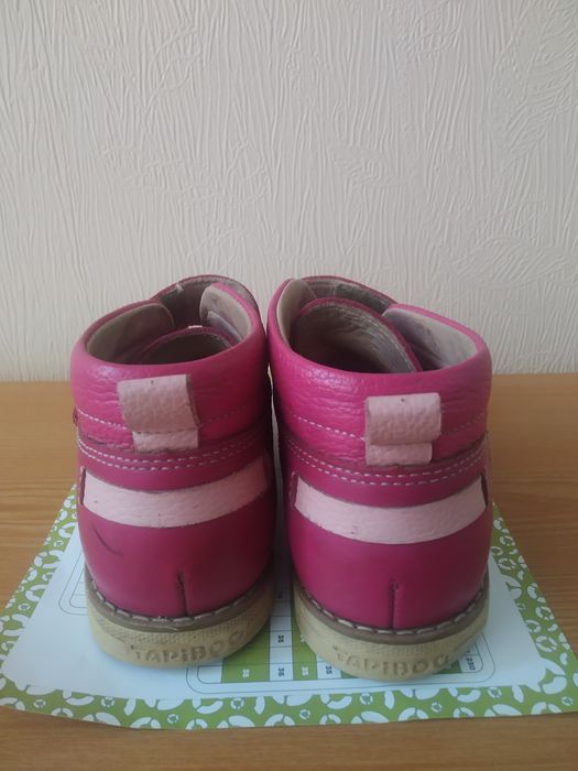 Ботинки для девочки, цвет малиновый, кожа, 24р.